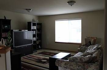 5th image of 8606 186th Street Ct E
