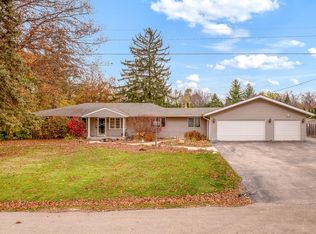 5604 Woodbine Dr, Rockford, IL