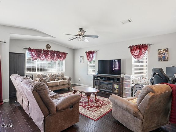 3rd image of 263 Via Las Casitas