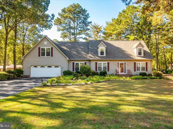8578 Engle Dr, Delmar, MD 21875