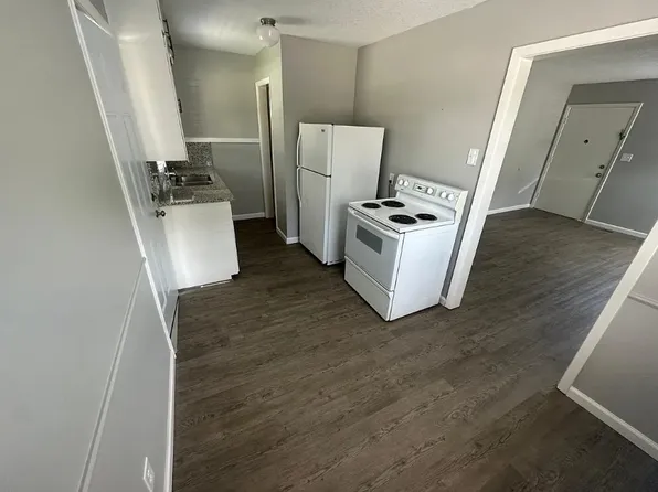 1020 N Illinois St APT 3, Wichita, KS 67203