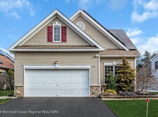 38 Sequoia Pkwy, Ocean, NJ 07712