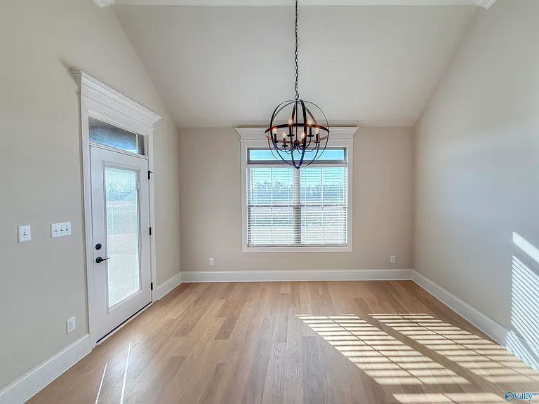 26430 Birkshire Ln — Photo 11