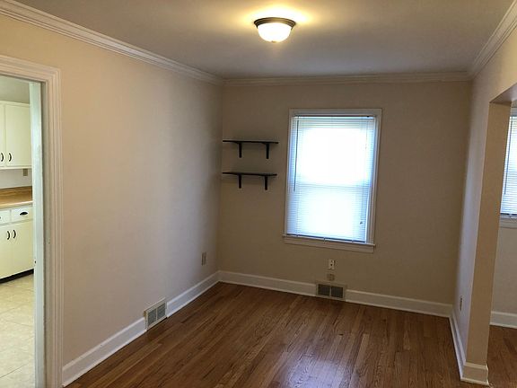 3rd image of 941 Idlewild Ct