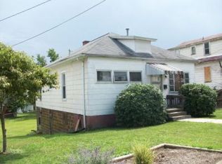 108 Fairlawn Ave, Beckley, WV 25801