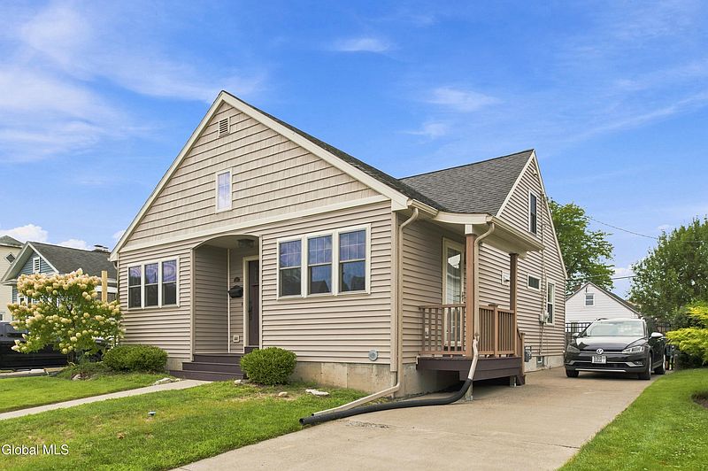 3rd image of 197 Sycamore Street