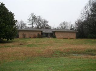 2545 W View Acres Avenue Ext, Hickory, NC 28601