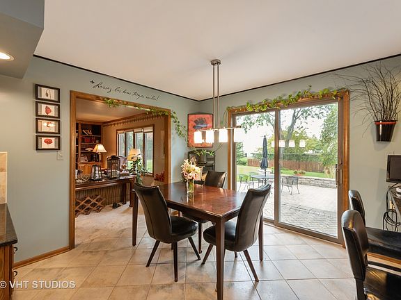 5th image of 702 Galway Dr