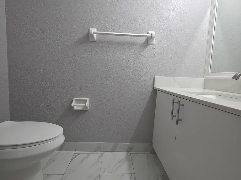 11441 NW 41st St #1-3 — Photo 7