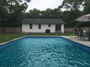 31 Delavan St, East Hampton, NY 11937