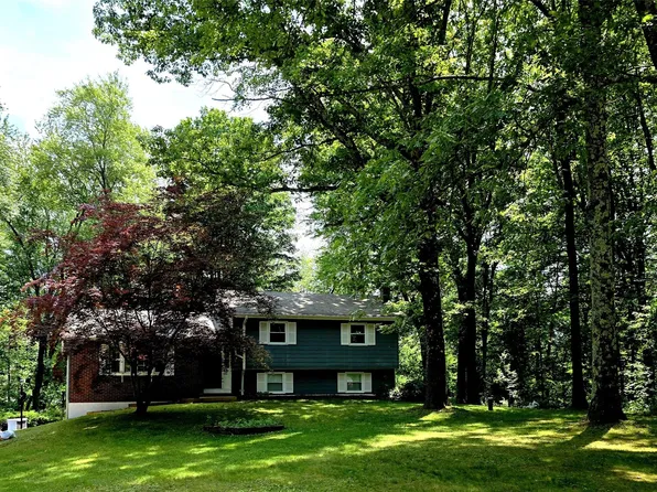 22 Marcella Boulevard, Hopewell Junction, NY 12533