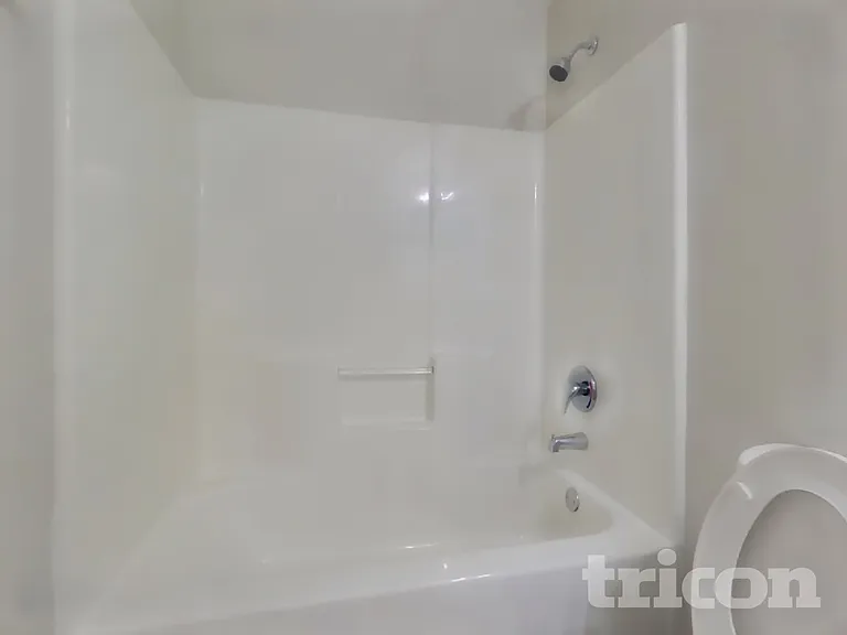46 Wyndham Ct SE — Photo 13