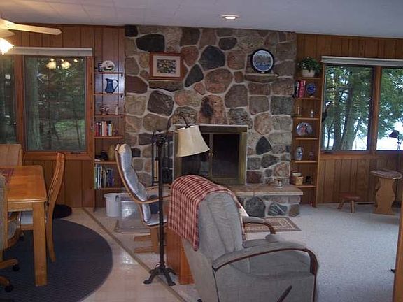 4th image of 8543 Driftwood Ln
