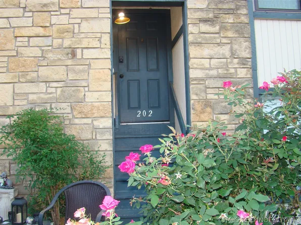 5243 Nowata Rd Unit I-202, Bartlesville, OK 74006