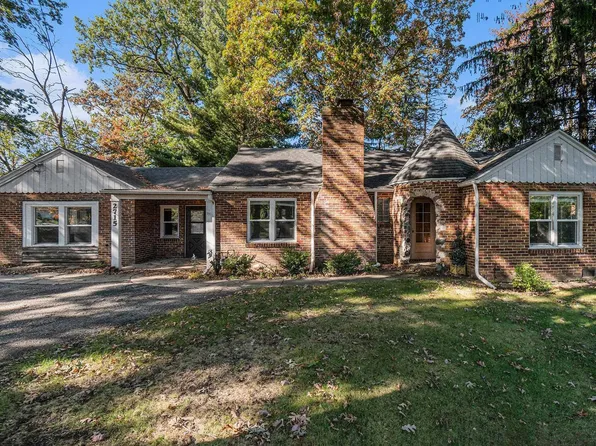 2715 Grape Rd, Mishawaka, IN 46545