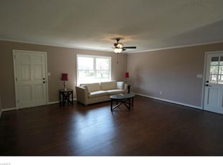 1260 Community Rd, Lexington, NC 27295