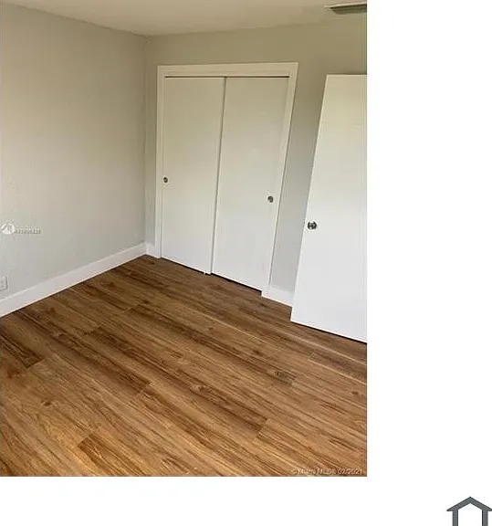 958 NW 24th Ave — Photo 8