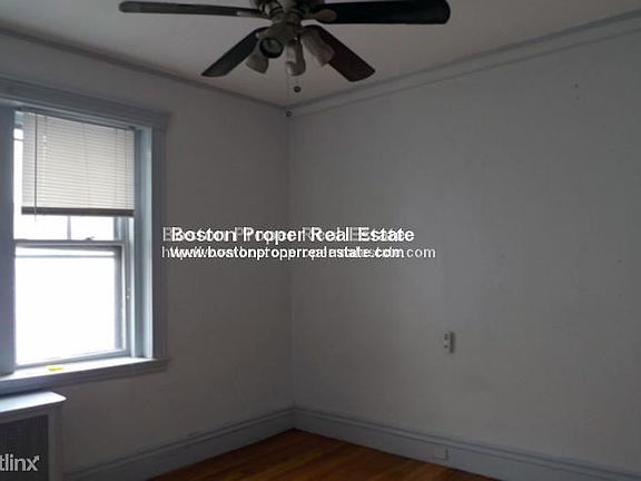 52 Charlesgate East #167 Boston Unit Photo 4