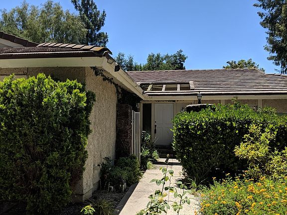2nd image of 285 Corrine Hill Ct