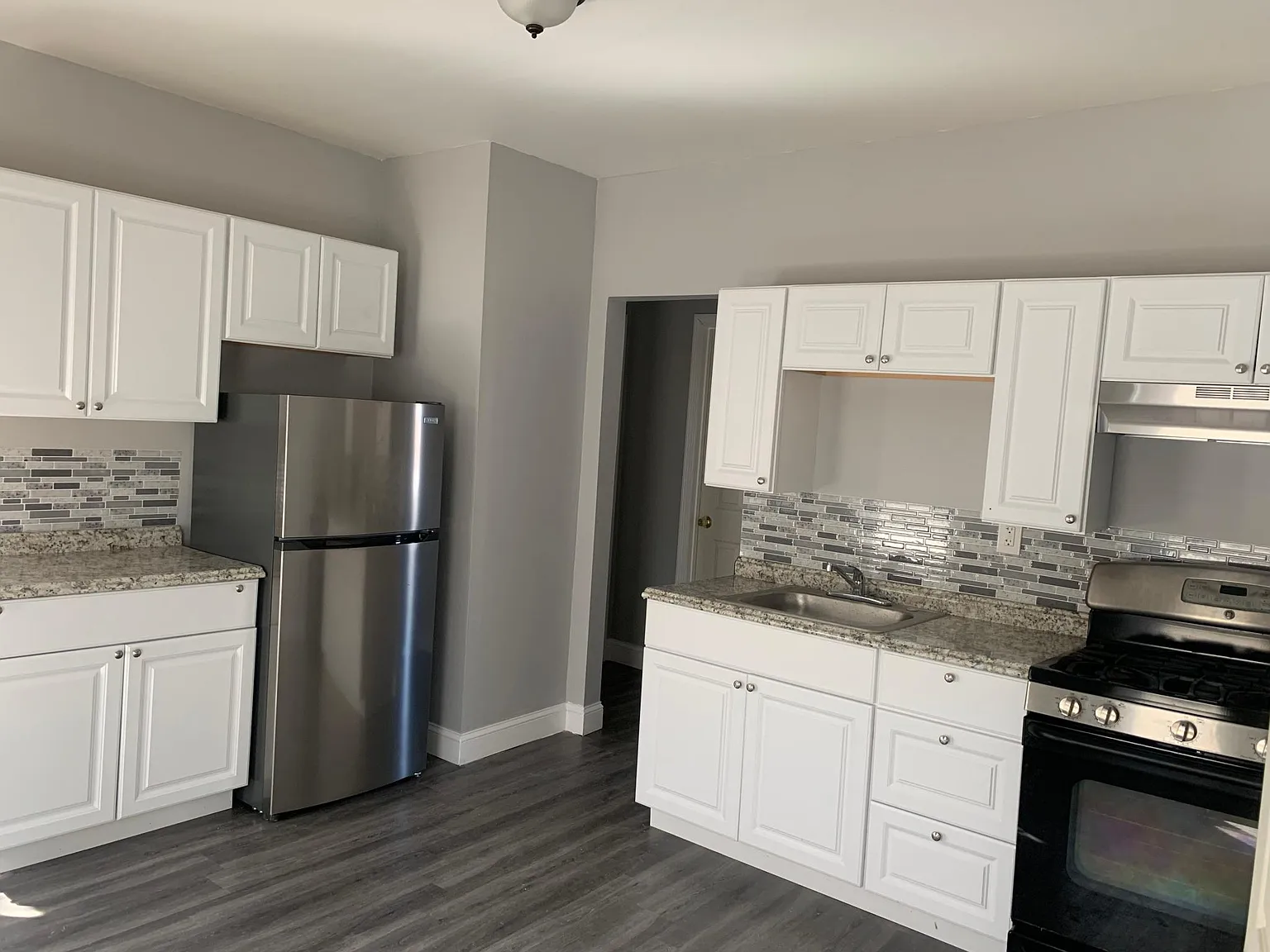 192 Maple St — Photo 1