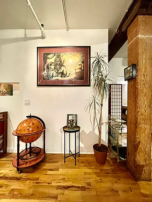 Rented by Pear NYC LLC | media 10