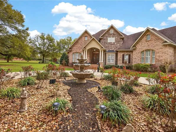 11075B Straub Rd, Grand Bay, AL 36541