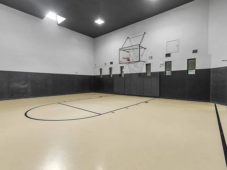 600 Legacy Dr — Photo 14