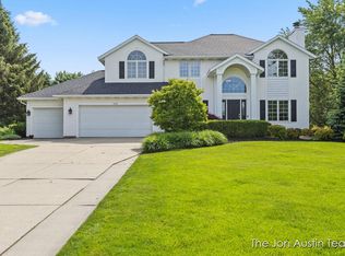 2110 Grand Valley Dr NE, Ada, MI 49301