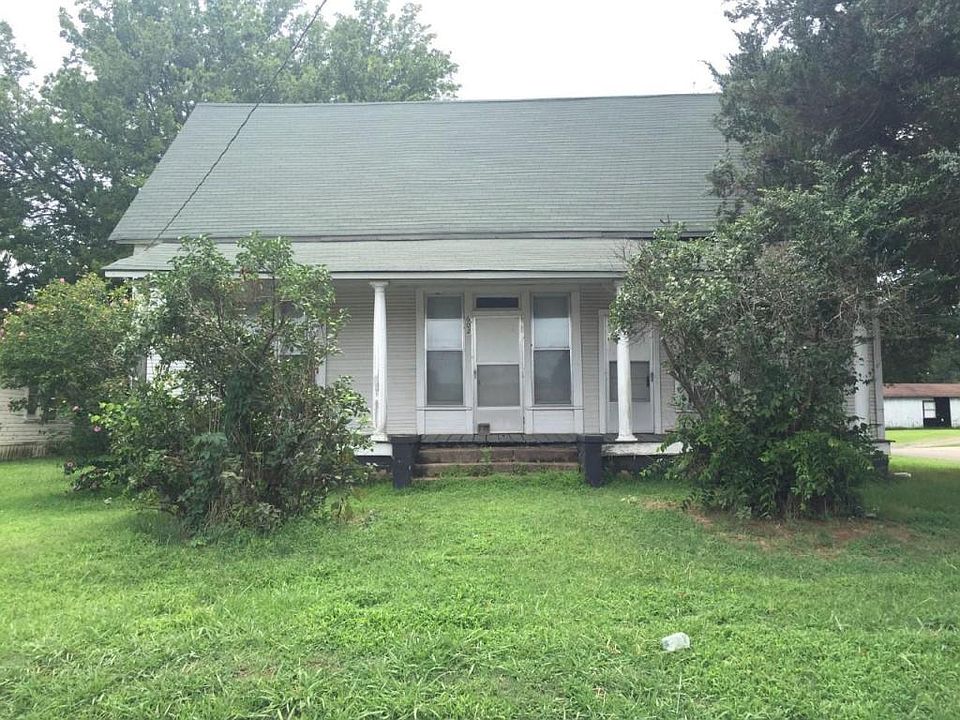 1st image of 602 Arkansas St