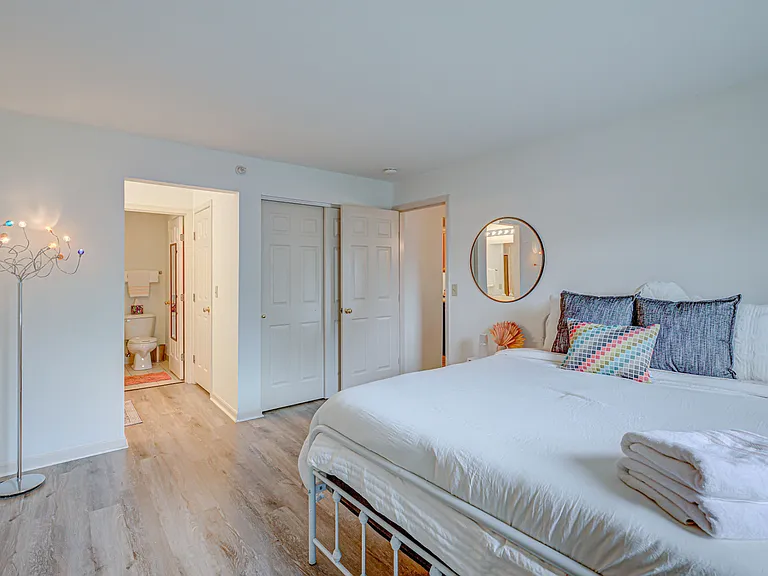 100 Northridge Dr #9 — Photo 13