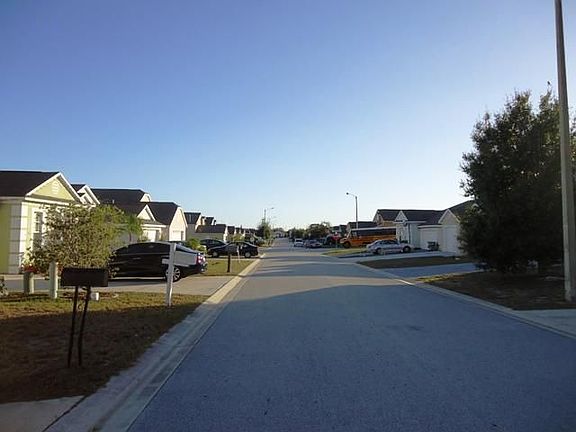 3rd image of 1114 Belvoir Dr