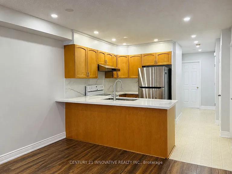 25 B Griffiths Dr #B — Photo 4