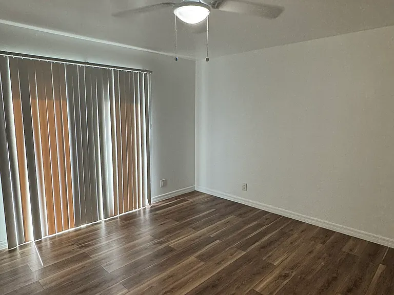 4356 Maine St #1 — Photo 8
