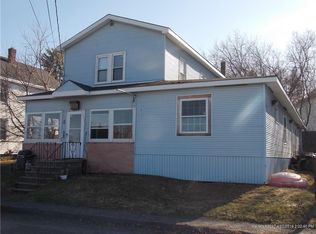 5 Renewal St, Corinna, ME 04928