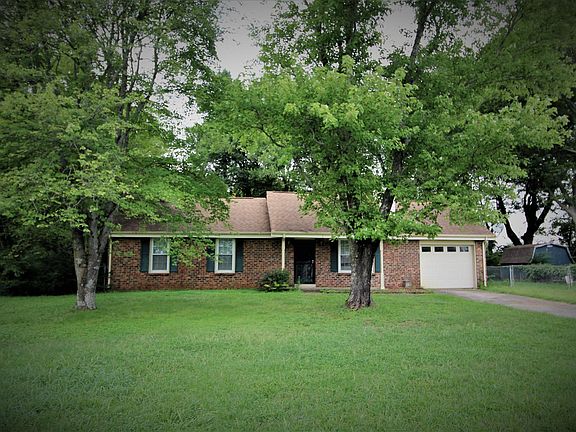 2nd image of 309 Lake Farm Rd