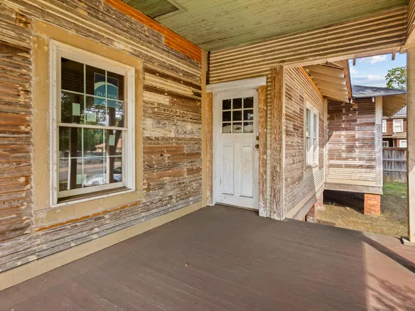 509 Crockett Rd, Palestine, TX 75801