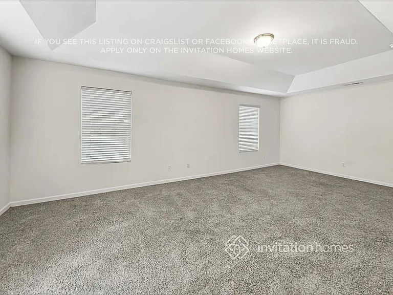 40 Luzelle Dr — Photo 12