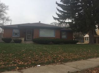 5801 N 42nd St, Milwaukee, WI 53209
