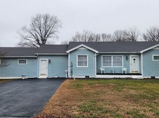 401 Henderson Dr, Hopkinsville, KY 42240