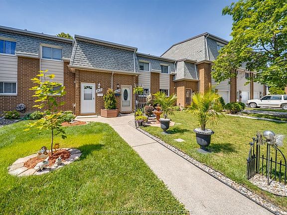 2nd image of 2629 Vine Ct #54