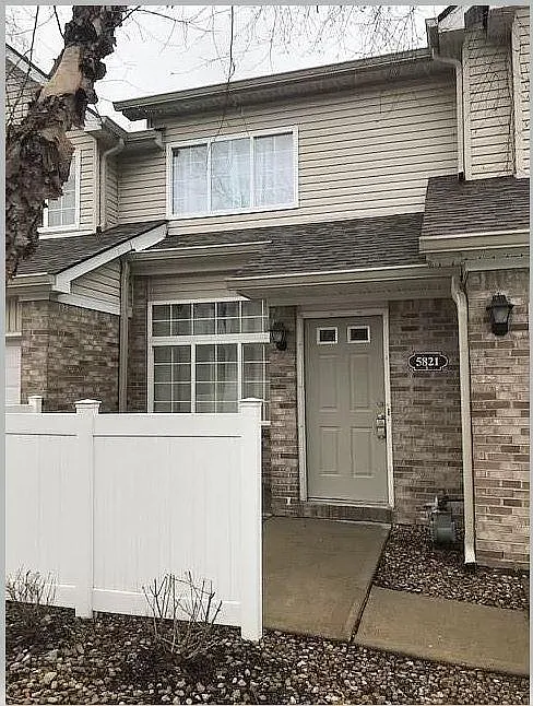 5821 Beacon Cove Way — Photo 2