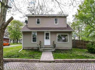 317 N 2nd Ave, Chenoa, IL 61726