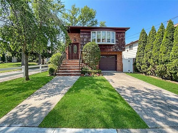 3rd image of 489 Oakdale St