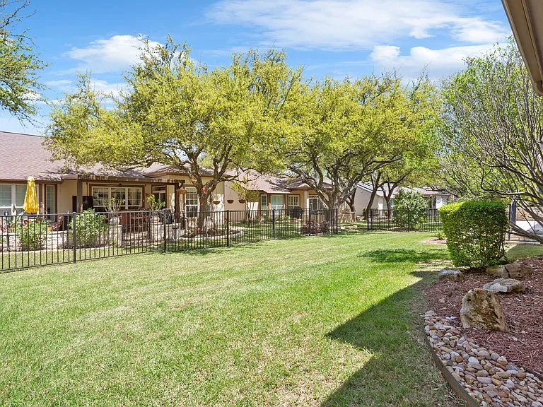 311 Dove Hollow Trl — Photo 24