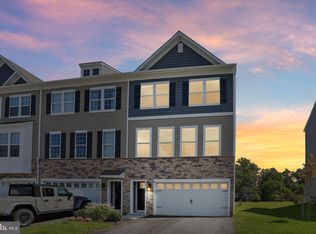 30 Sisters Farmstead Rd, Mount Laurel, NJ 08054