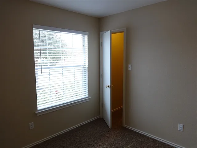 103 Outfitter Dr — Photo 6