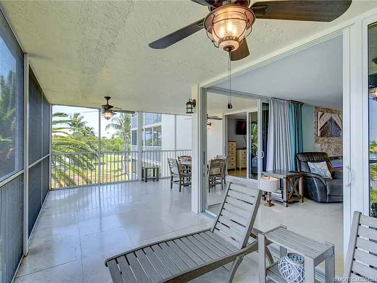 8302 Marina Villas Dr #8302 — Photo 14