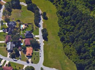 102 Tiana Cir, Savannah, GA 31406
