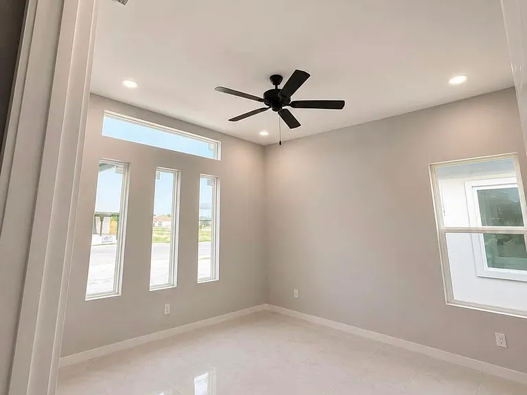 3701 S Sugar Rd #4 — Photo 4