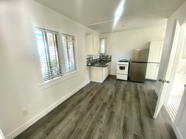 1614 Maltman Ave #1/4 — Photo 5